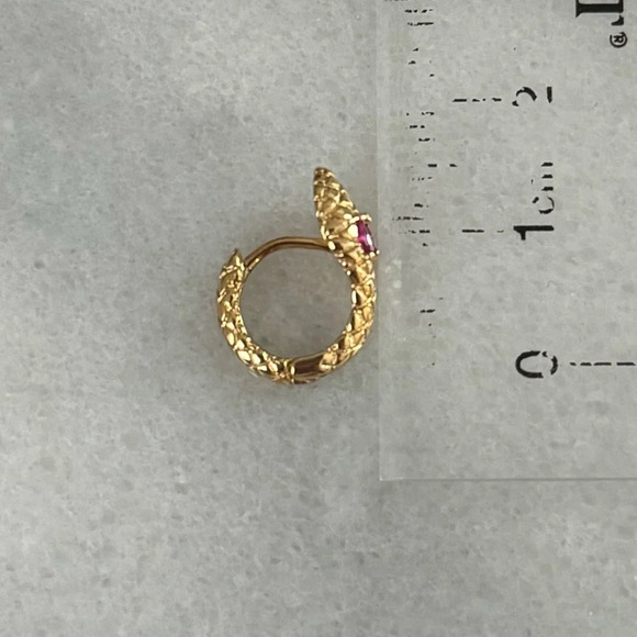 Good Snake Huggie Hoop Earrings Pink Crystal 

Brand New - Picture 2 of 4